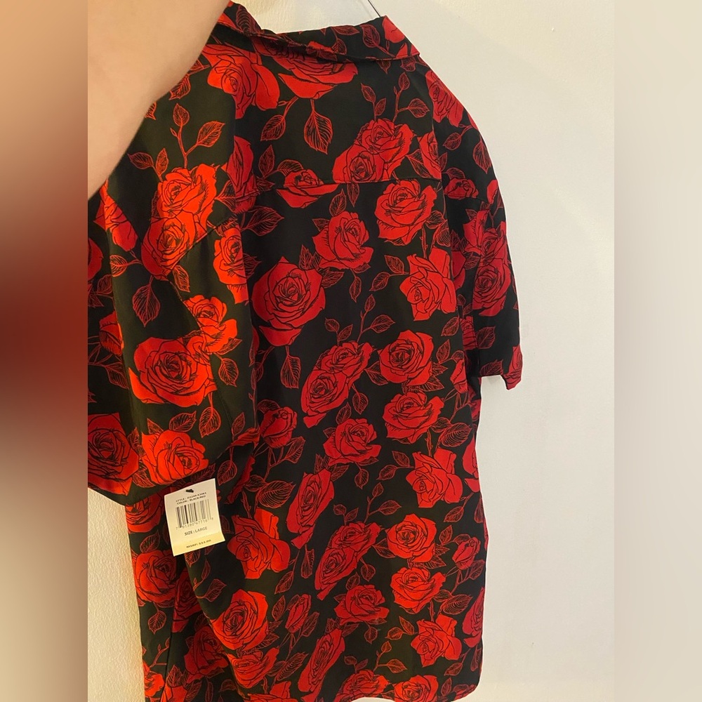 Red Rose Patterned Men’s dress shirt- New